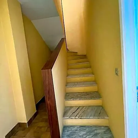 2 Floor In Hotel